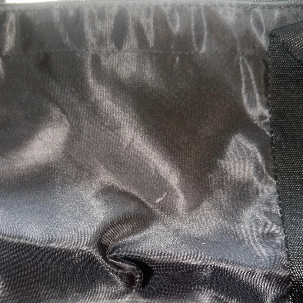 Bath & Body Works Black Nylon Tote Bag Zebra Print Lining Zip Top Shoulder Bag